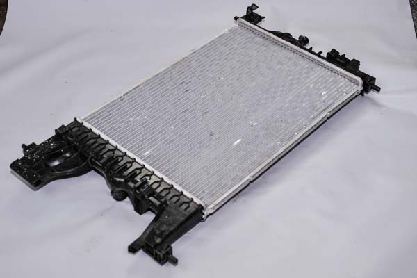 CRUZE SU RADYATÖRÜ